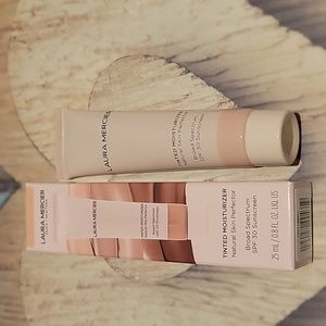 Laura Mercier tinted Moisturizer  SPF 30